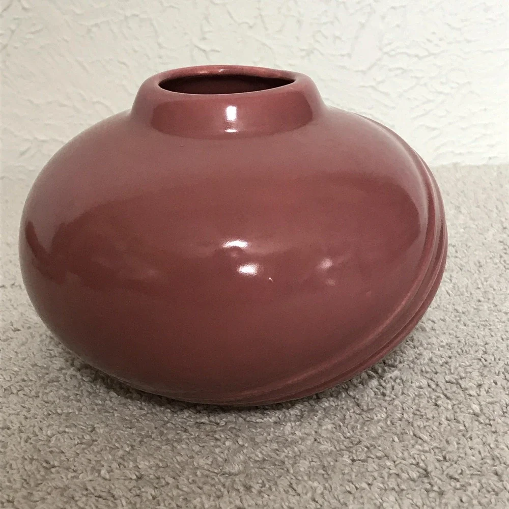 Ceramic Round Vase Pink Mauve Art Deco Style 4.5